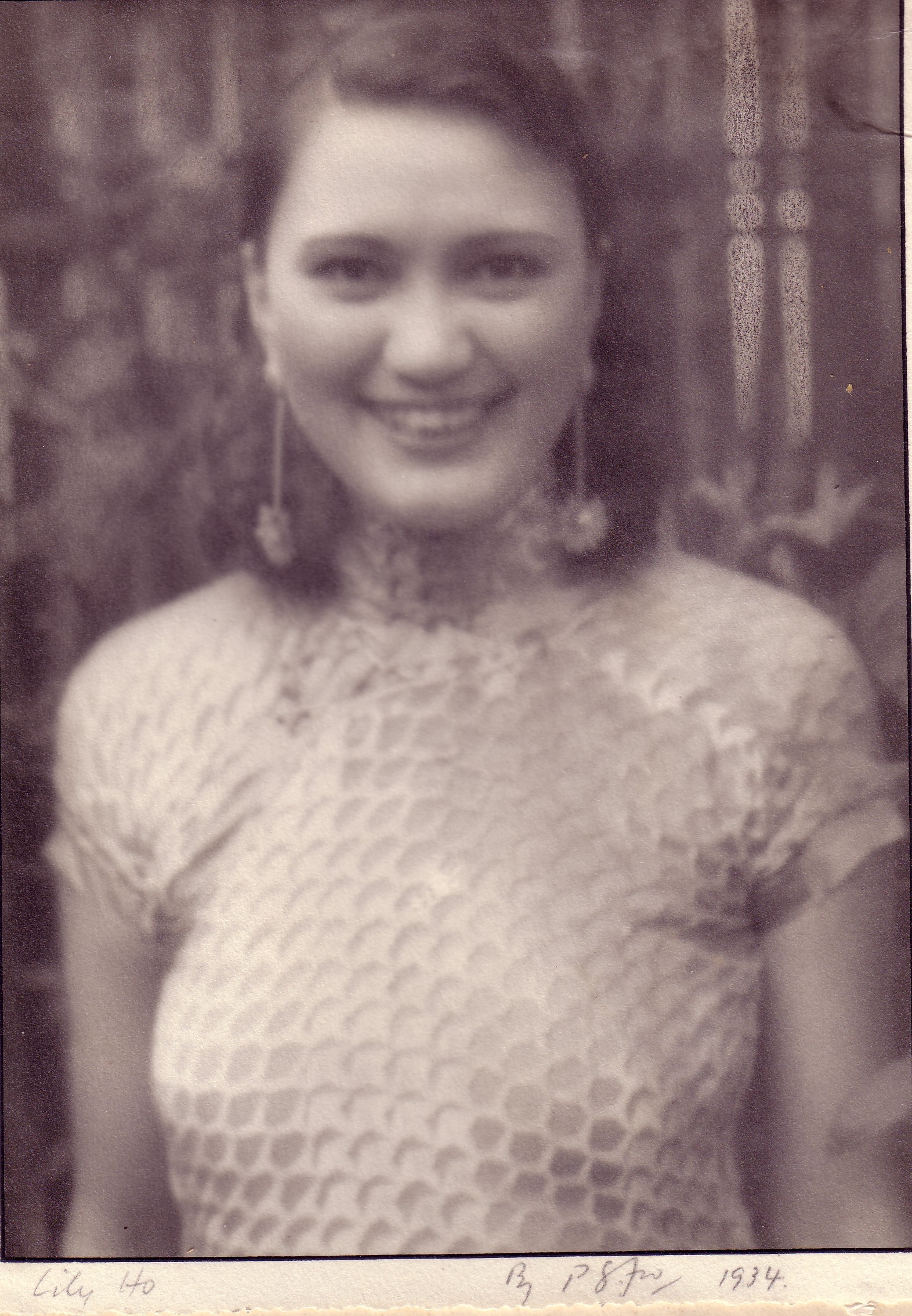 Lily Ho by P.S. Foo, 1934. Lily was the eighth daughter of Sir Kai Ho Kai. Sister of Kitty Ho.